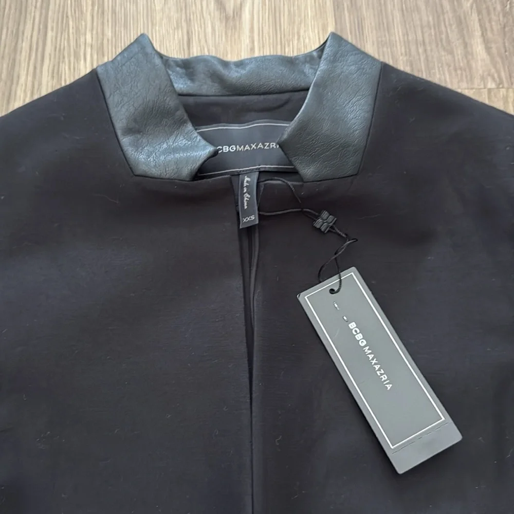 NWT BCBG MAXAZRIA Convertible Zip Jacket Black XXS